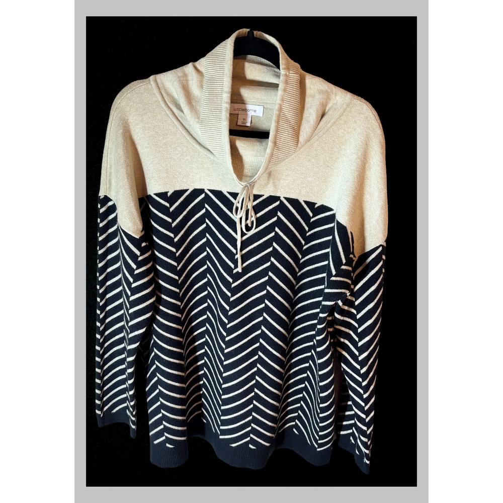 Liz Claiborne Womens XL Cowl Neck Chevron Sweater Black and Cream Knit Top
